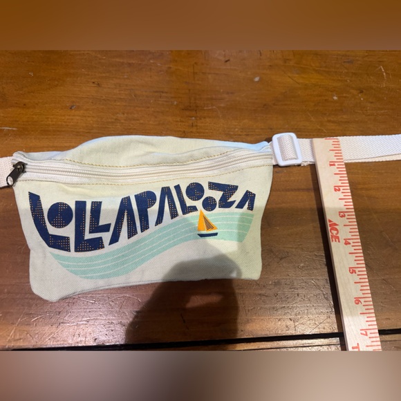 LOLLAPALOOZA Fanny Pack - RARE - Picture 5 of 8